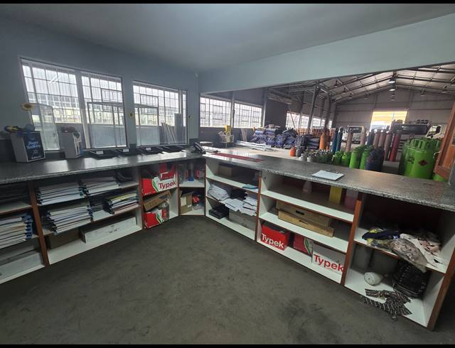 1,000M² FACTORY TO LET IN ANDERBOLT